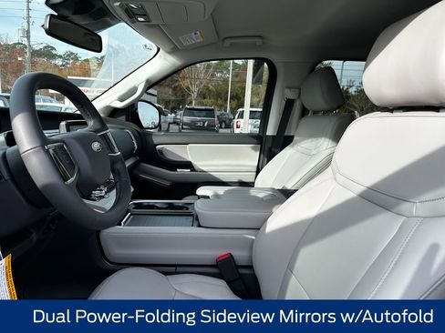 New 2026 Ford Expedition Active image 25