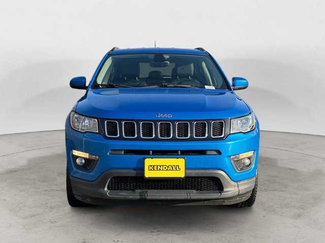 Used 2018 Jeep Compass Latitude w/ Popular Equipment Group AWD/4WD image 2