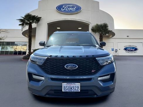 Certified 2020 Ford Explorer ST w/ Premium Technology Package image 3