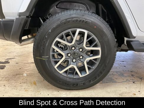 New 2025 Jeep Wrangler Sahara image 15