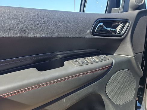 Used 2024 Dodge Durango GT AWD/4WD image 8