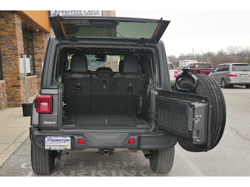 Used 2023 Jeep Wrangler Unlimited Sahara w/ LED Lighting Group image 29