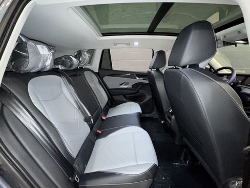 New 2026 Volkswagen Tiguan SE AWD/4WD image 11