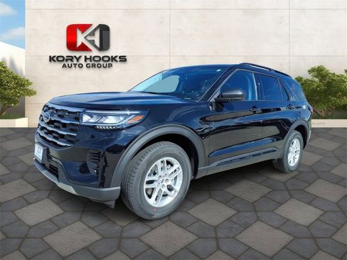 New 2026 Ford Explorer Active image 1