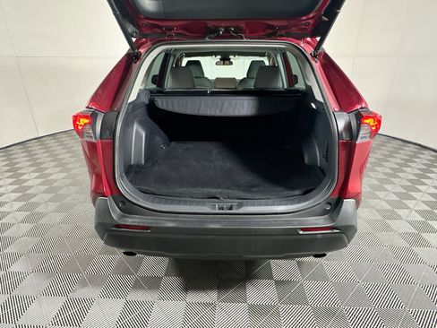 Used 2022 Toyota RAV4 XLE Premium FWD image 31