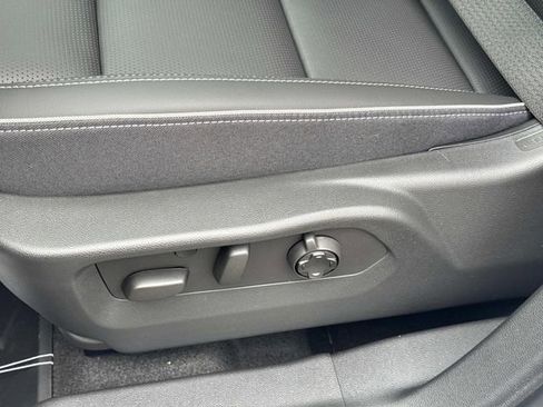 New 2026 Buick Envision Avenir image 26