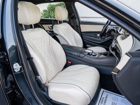Used 2018 Mercedes-Benz Maybach S 560 4MATIC image 31