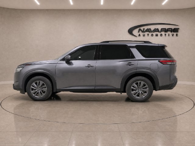 Used 2024 Nissan Pathfinder SV FWD image 4