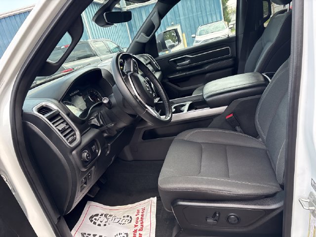 Used 2023 RAM 1500 Big Horn AWD/4WD image 8