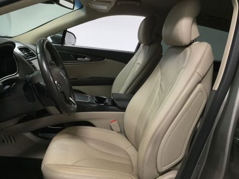 Used 2016 Lincoln MKX Select w/ Select Plus Package image 9