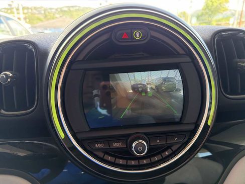 Used 2020 MINI Cooper Countryman S w/ Signature Upholstery Package image 17