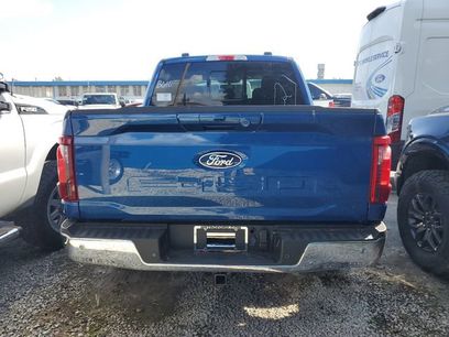 New 2025 Ford F150 XLT w/ Equipment Group 302A MID