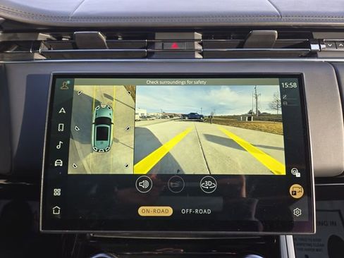 Used 2023 Land Rover Range Rover Sport SE image 23