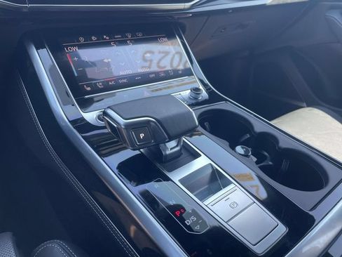 Certified 2025 Audi Q8 Prestige w/ Prestige Package AWD/4WD image 30