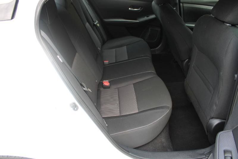 Used 2022 Nissan Sentra SV FWD image 13