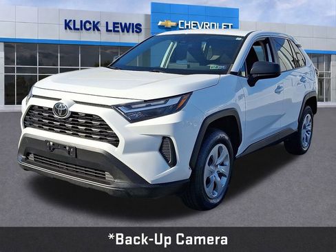 Used 2023 Toyota RAV4 LE image 3
