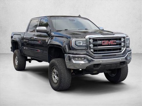 Used 2018 GMC Sierra 1500 SLT image 3