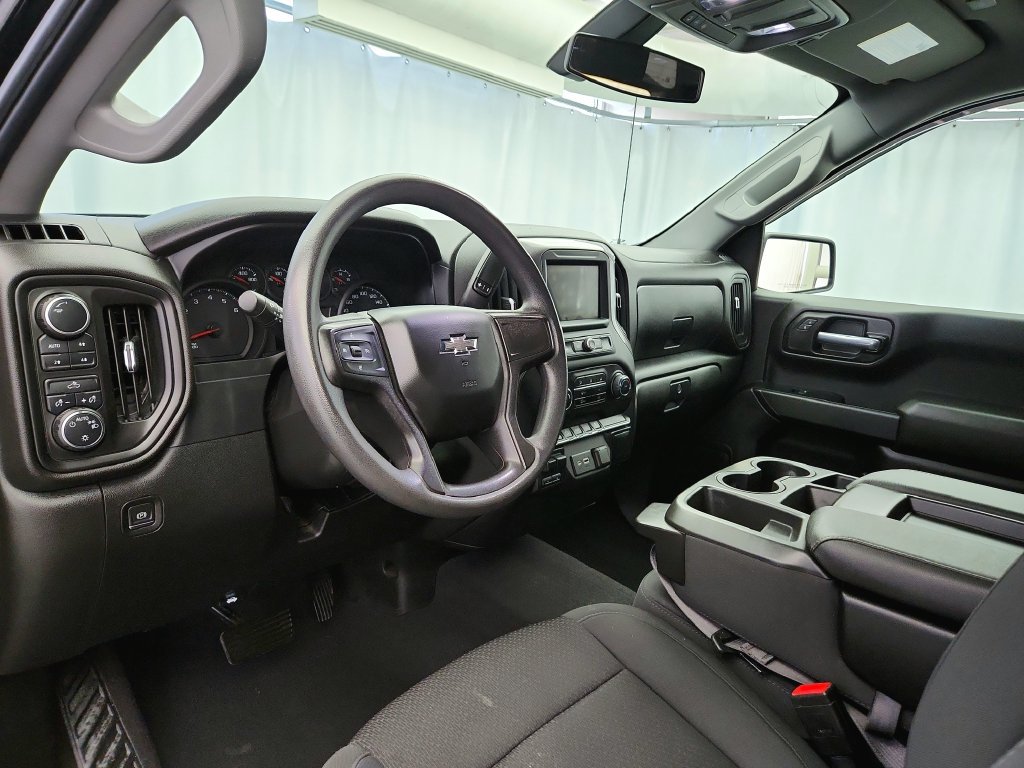 Used 2021 Chevrolet Silverado 1500 Custom Trail Boss w/ Midnight Edition AWD/4WD image 8