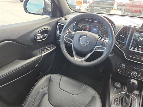 Used 2021 Jeep Cherokee Latitude Lux 80th Anniv w/ Quick Order Package 26U 80TH image 10