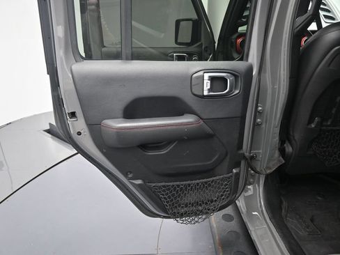 Used 2018 Jeep Wrangler Unlimited Rubicon AWD/4WD image 17