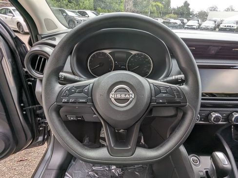 Used 2025 Nissan Kicks Play S FWD image 15