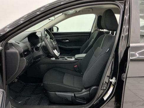 Used 2023 Nissan Sentra SV w/ All-Weather Package FWD image 14