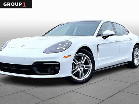 Used 2023 Porsche Panamera image 1