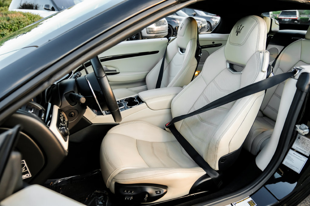 Used 2016 Maserati GranTurismo Sport RWD image 42