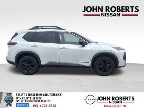 Used 2025 Nissan Rogue SV w/ Rock Creek Premium Package image 7