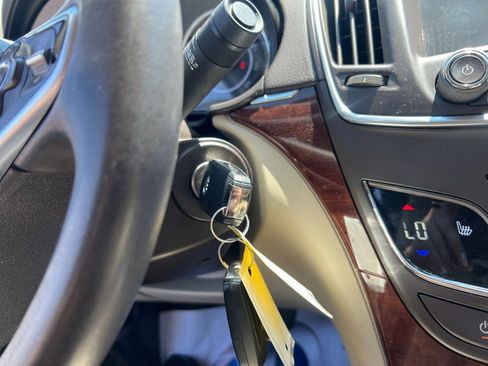 Used 2016 Buick Regal FWD image 20