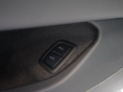 Used 2024 Chevrolet Corvette Stingray Preferred Cpe w/ 2LT image 29