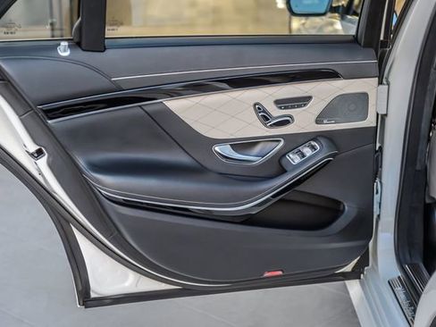 Used 2018 Mercedes-Benz S 560 4MATIC Sedan image 58