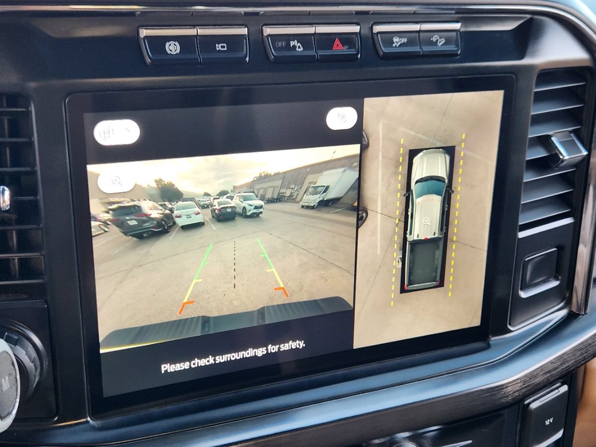 Used 2023 Ford F350 Lariat w/ Tow Technology Package AWD/4WD image 25