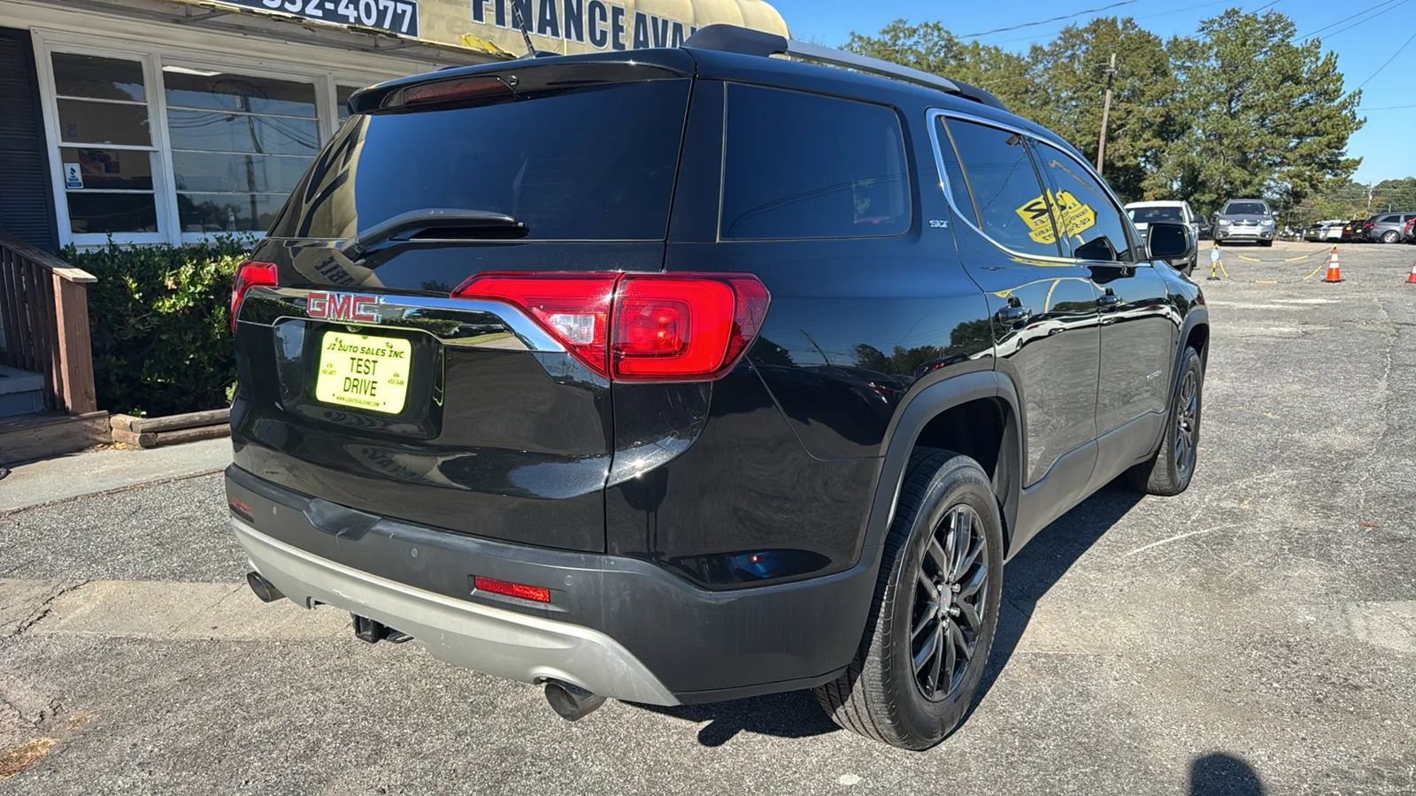 Used 2019 GMC Acadia SLT FWD image 3