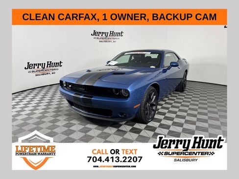 Used 2023 Dodge Challenger SXT w/ Blacktop Package image 1