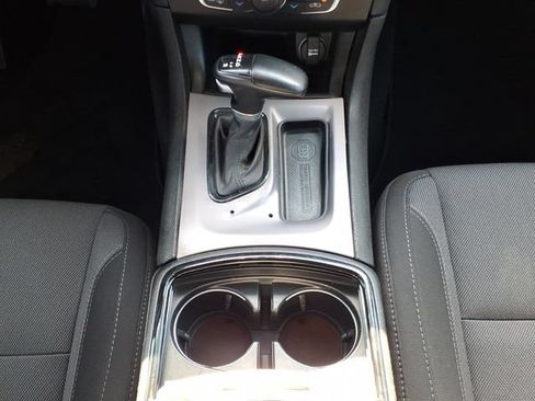 Used 2022 Dodge Charger SXT w/ Blacktop Package RWD image 15