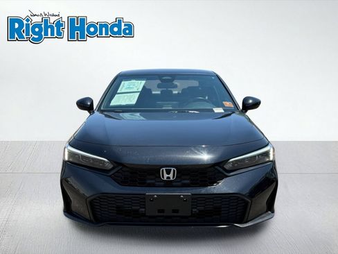 Used 2025 Honda Civic Sport image 5