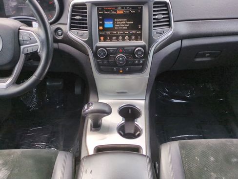Used 2015 Jeep Grand Cherokee Altitude AWD/4WD image 18