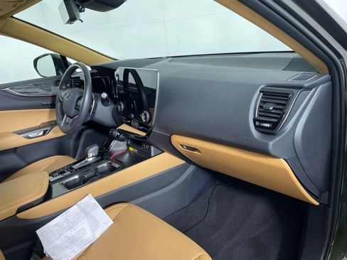 Used 2026 Lexus NX 350h AWD w/ Cold Area Package image 23