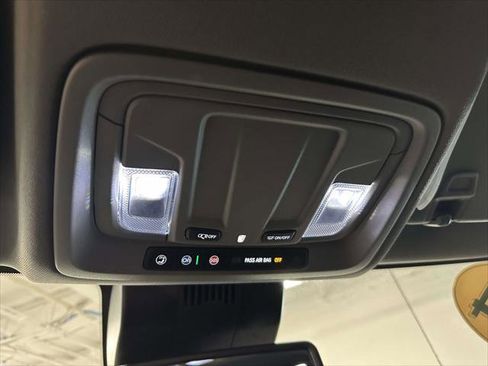 Certified 2024 GMC Sierra 1500 SLT image 34