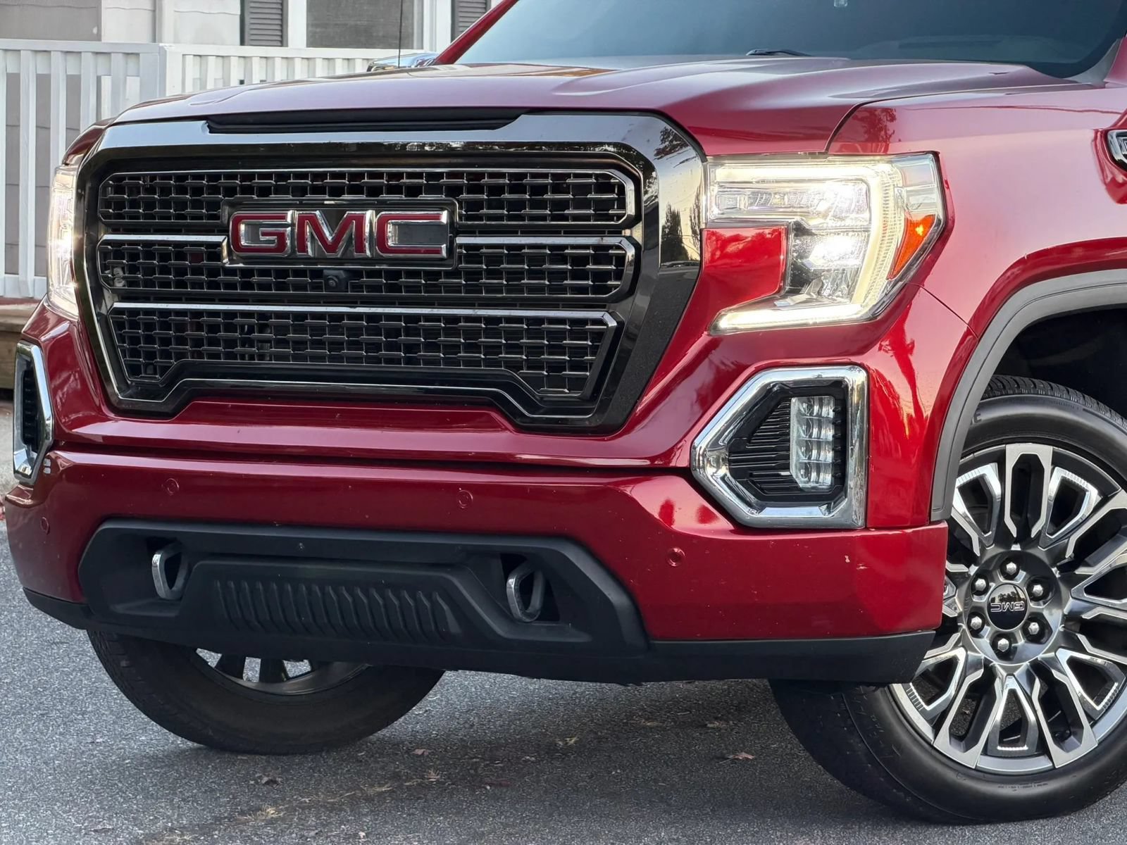 Used 2021 GMC Sierra 1500 Denali w/ Denali Ultimate Package AWD/4WD image 3