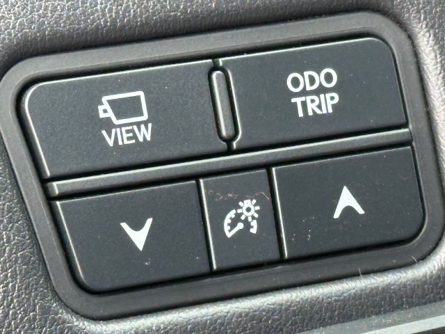 Used 2022 Lexus LX 600 4WD w/ Luxury Package image 38