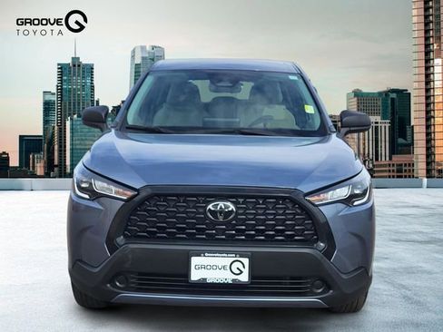 Used 2023 Toyota Corolla Cross L image 9