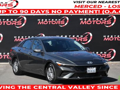 Used 2025 Hyundai Elantra SE w/ Cargo Package