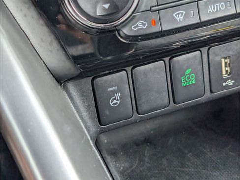 Used 2024 Mitsubishi Eclipse Cross SEL AWD/4WD image 16