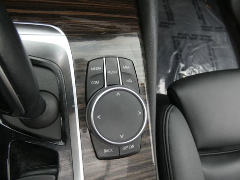 Used 2019 BMW 530i w/ Convenience Package image 62