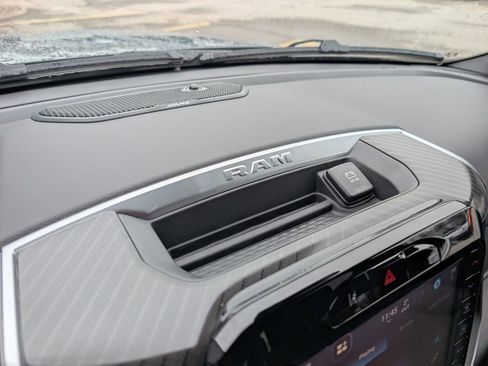 New 2026 RAM 1500 4x4 Crew Cab image 30