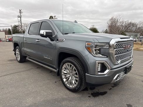 Used 2019 GMC Sierra 1500 Denali w/ Denali Ultimate Package AWD/4WD image 7