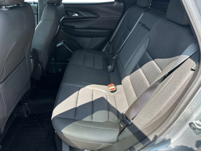 Used 2023 Chevrolet TrailBlazer RS AWD/4WD image 13