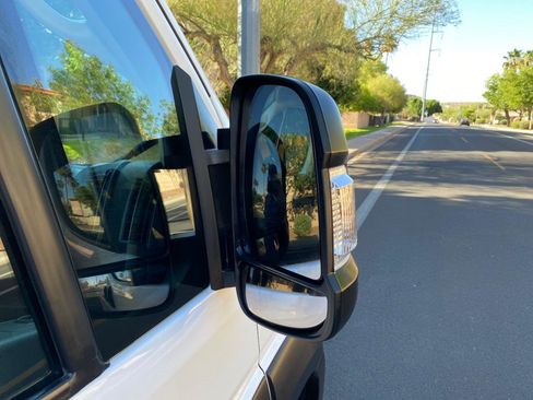 Used 2026 RAM ProMaster 2500 w/ Convenience Group FWD image 16